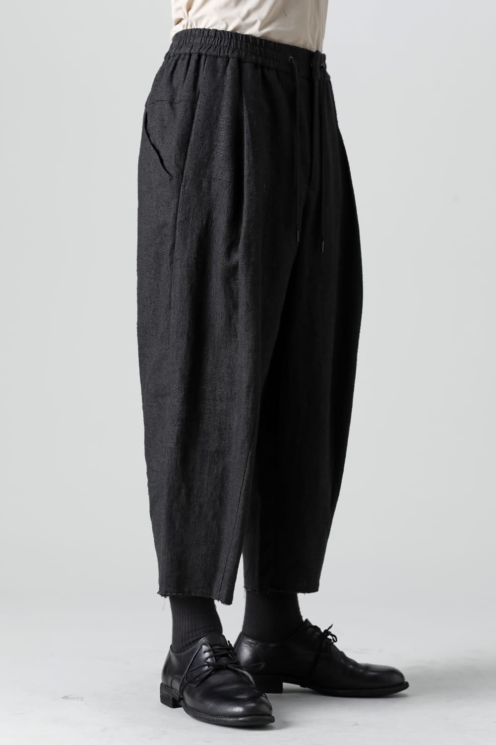 Baggy cropped pants silk linen crazy check  Black