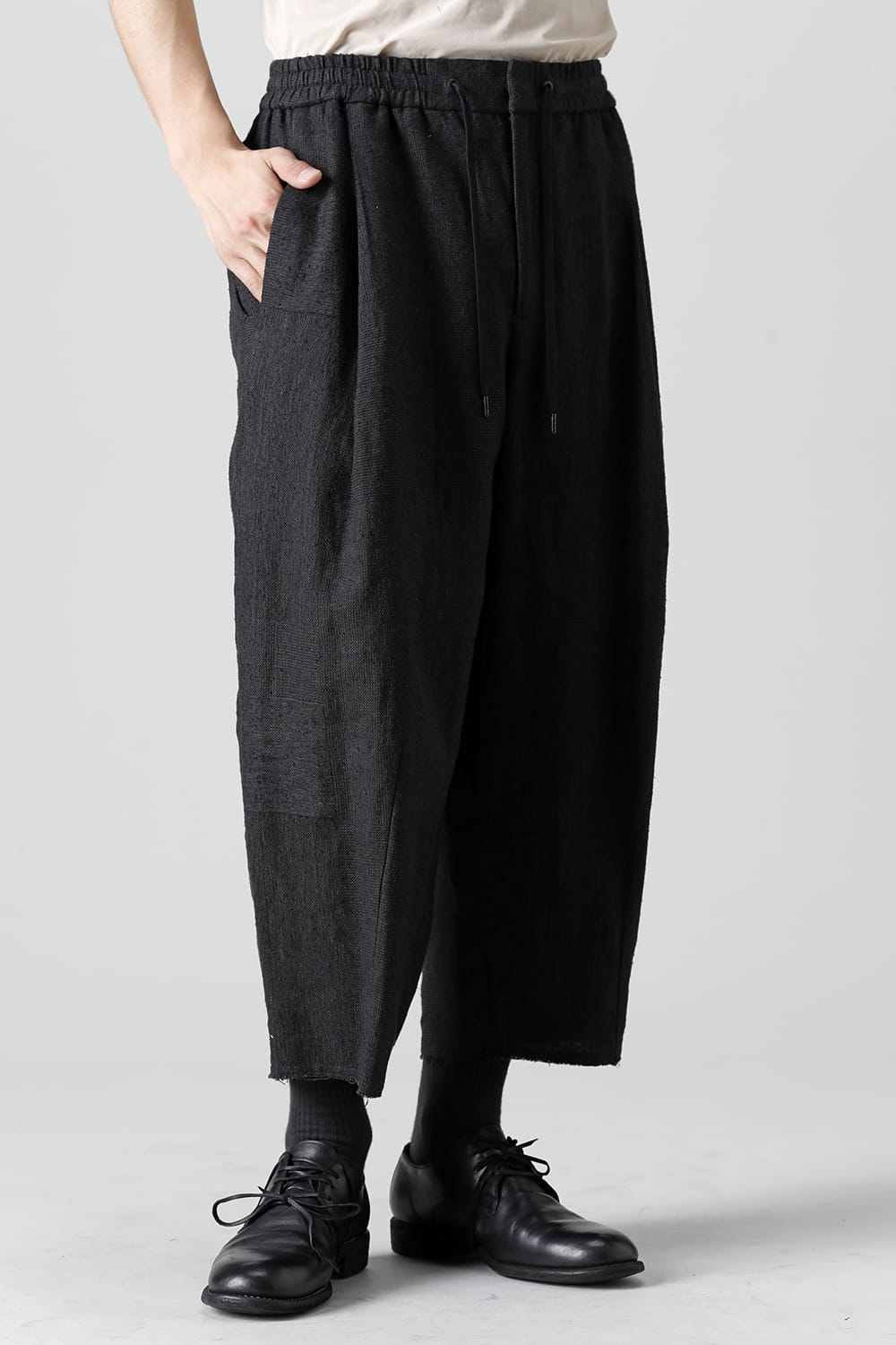 Baggy cropped pants silk linen crazy check  Black