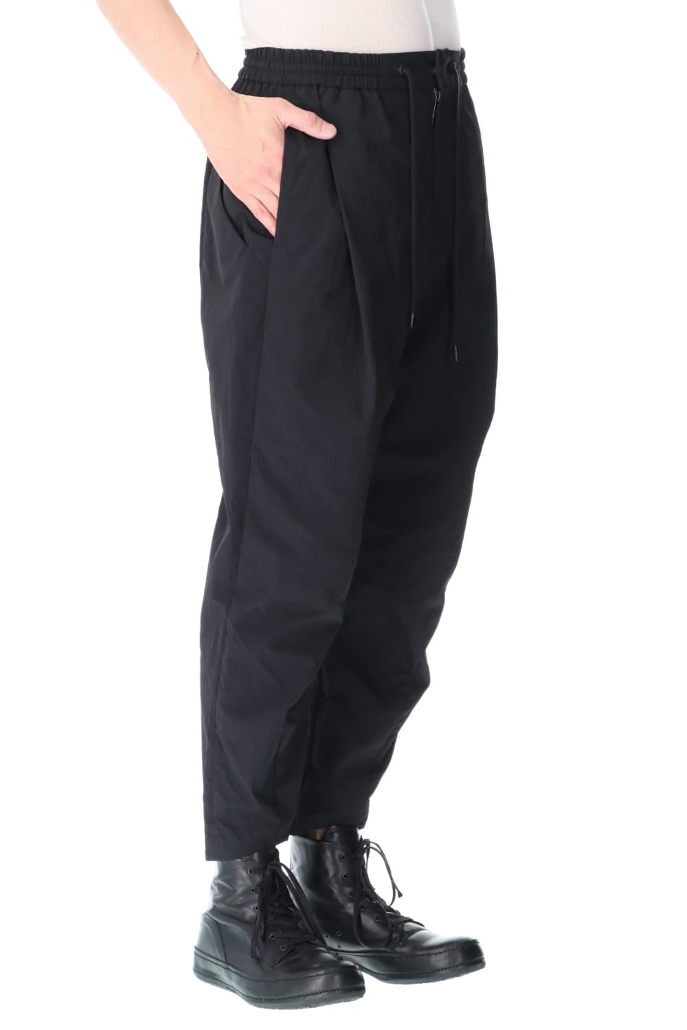 Baggy pants shrink nylon