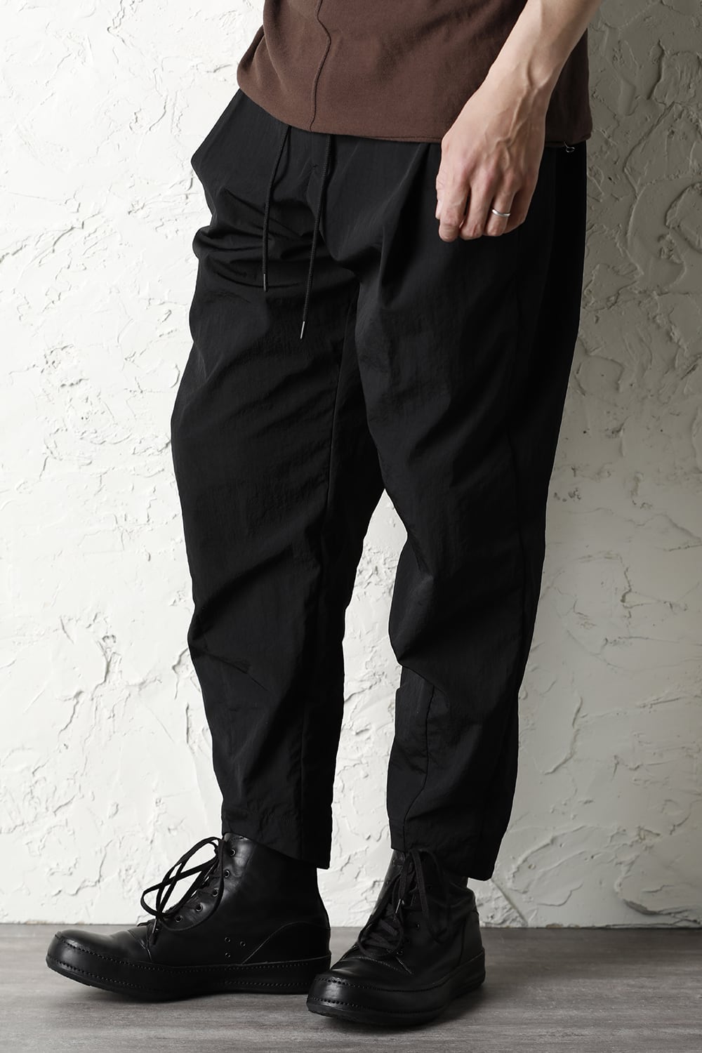 Baggy pants shrink nylon