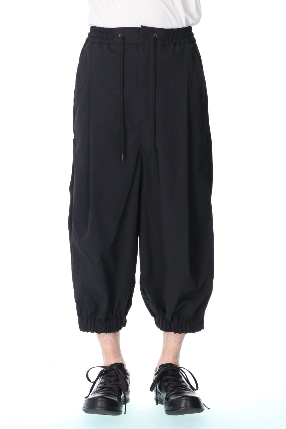 Baggy cropped pants shrink nylon