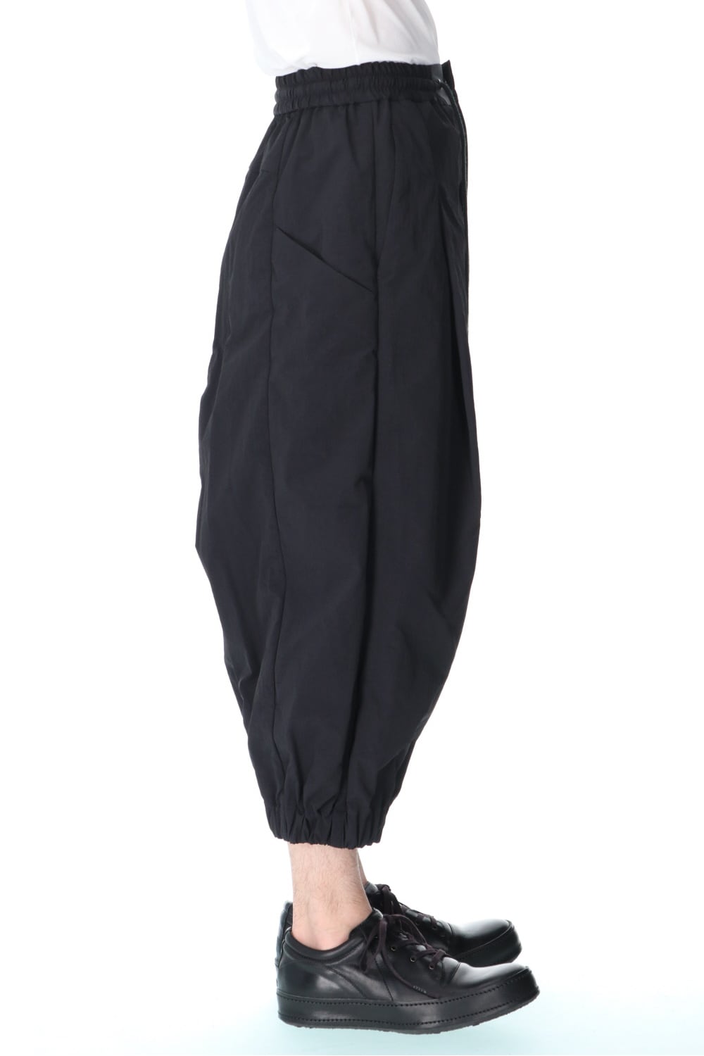 Baggy cropped pants shrink nylon