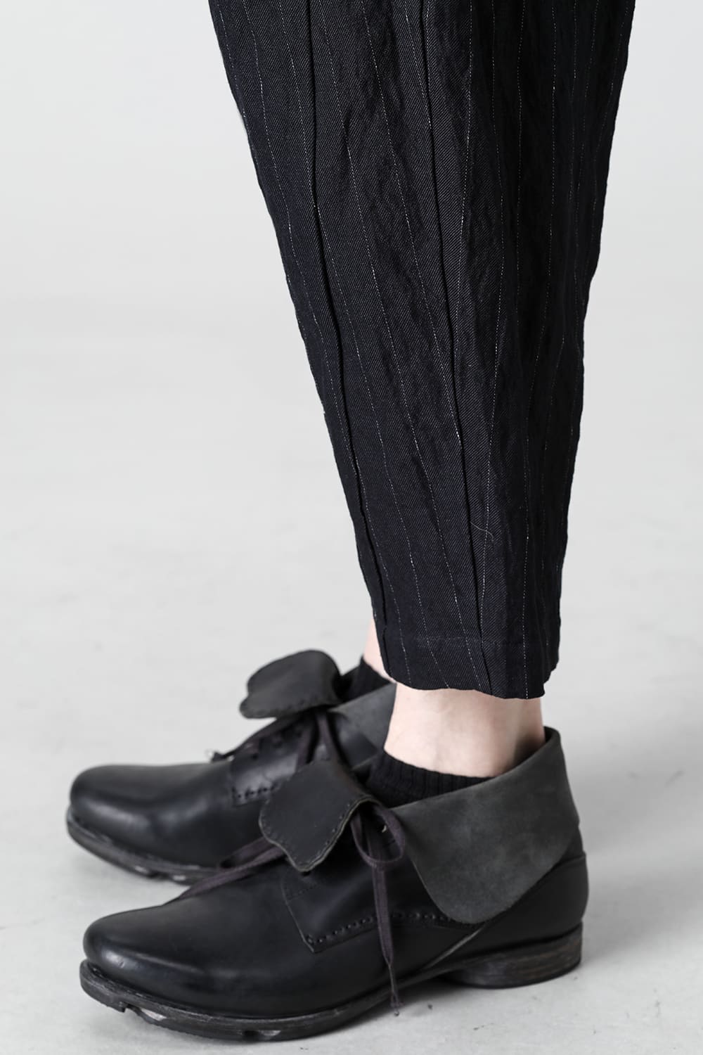 Dropcroch cropped pants cotton linen metal shrink