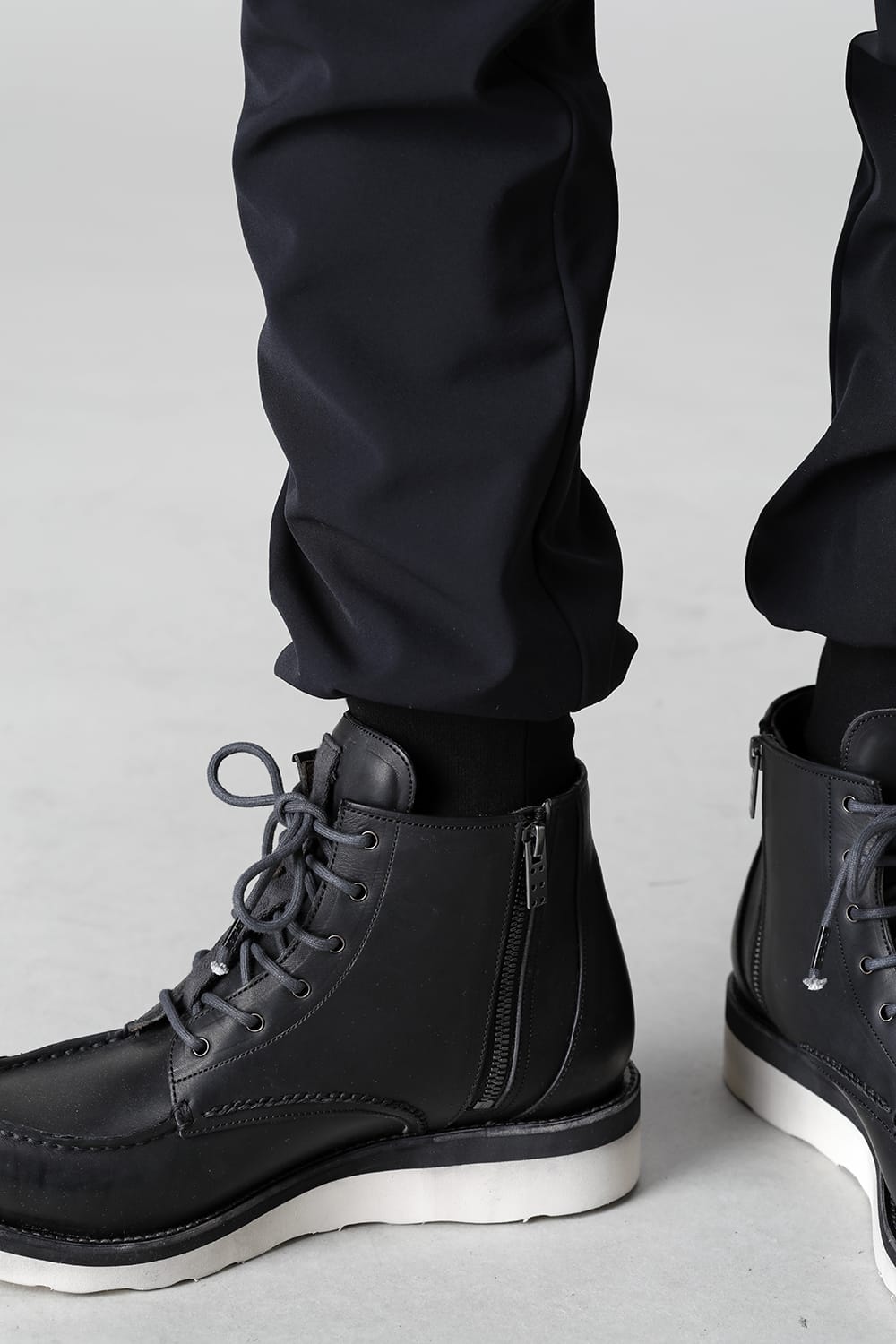 Jogger pants merino wool jersey bonding