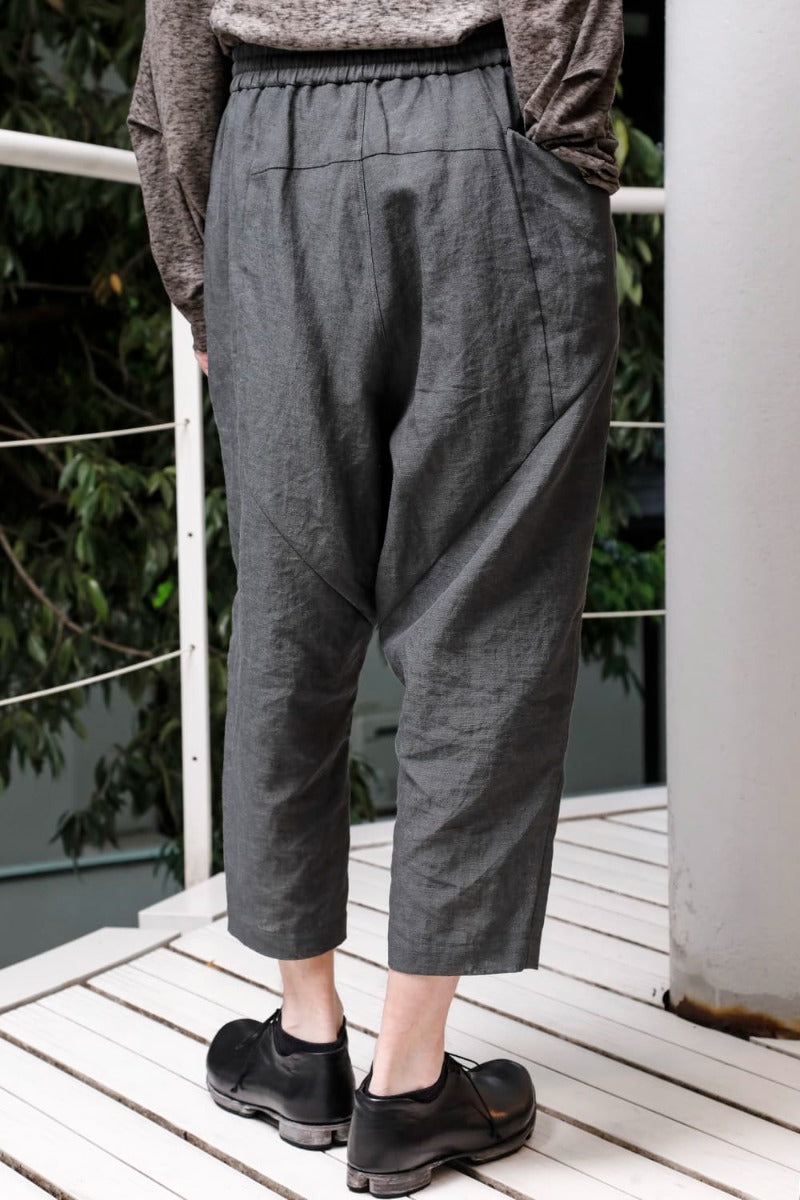 Dropcrotch cropped pants Linen Blue Gray