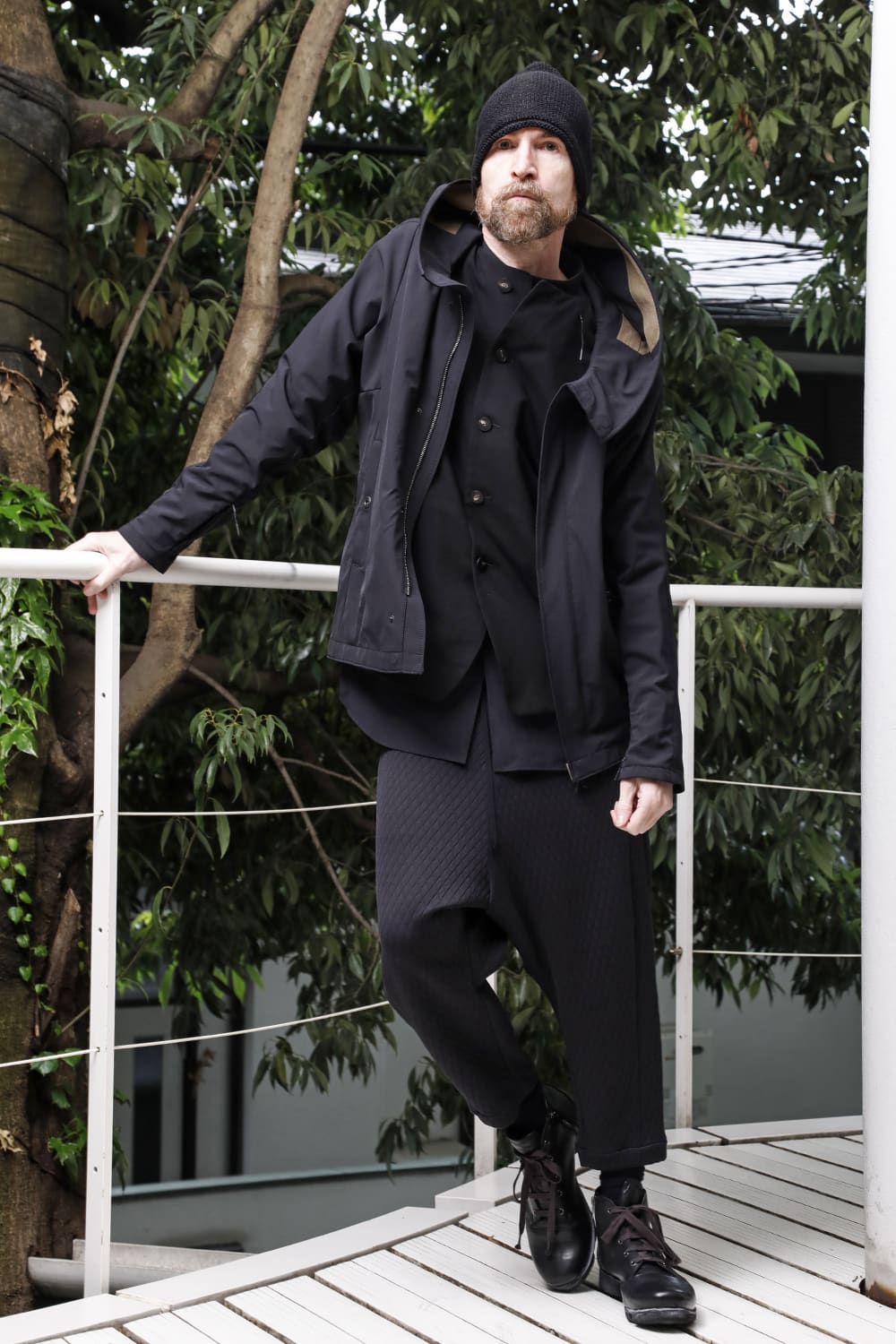 Dropcrotch cropped pants  quilted cotton / polyester