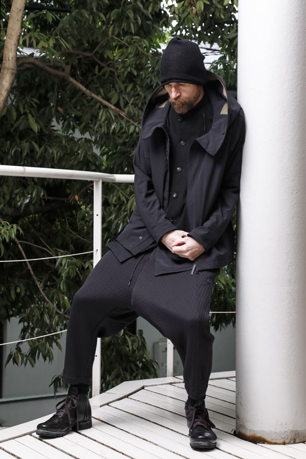 Dropcrotch cropped pants  quilted cotton / polyester