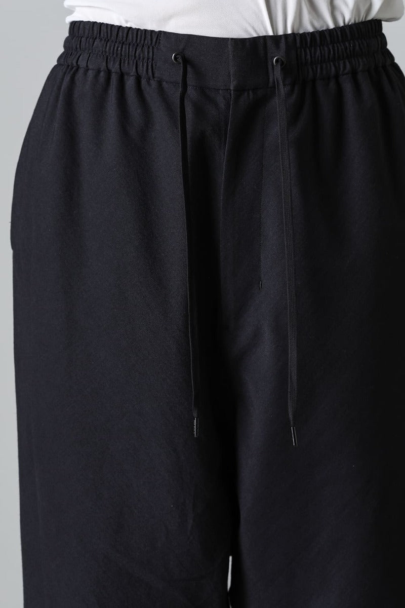 ドロップクロッチ クロップドパンツ コットン/シルク/ビスコース "ブラック”