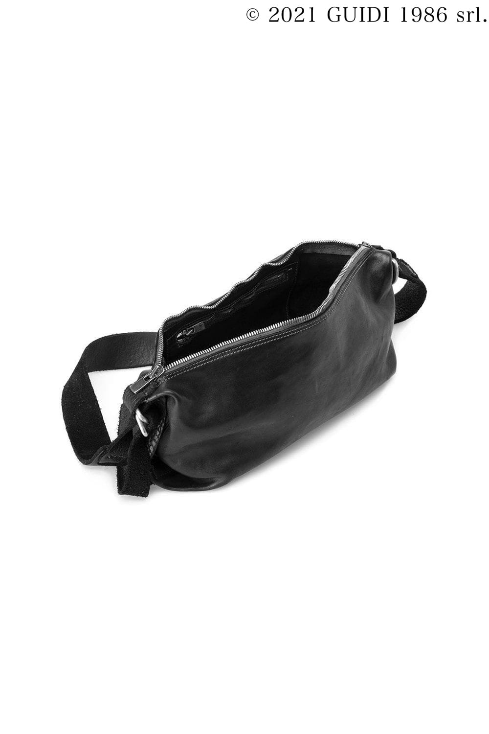 Q150 - Small Leather Crossbody Bag