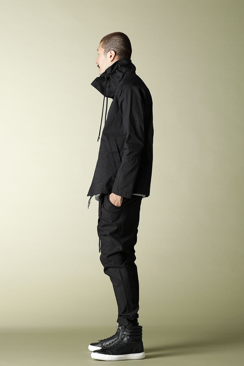 EXCLUSIVE FRENCH NAVY BLOUSON