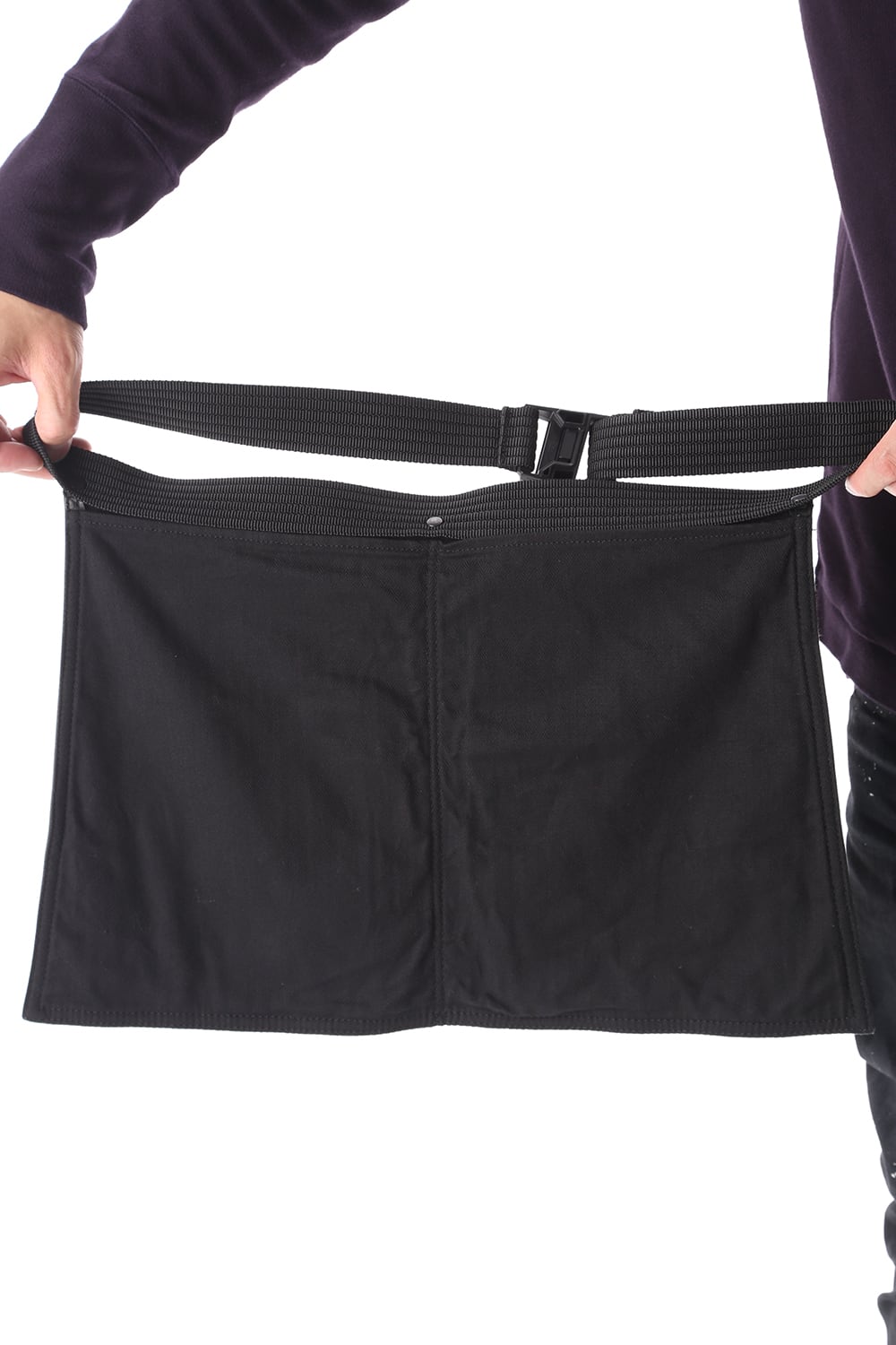 EXCLUSIVE LEATHER APRON