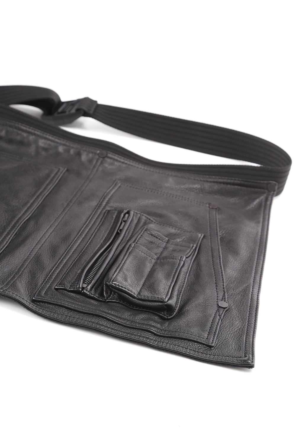 EXCLUSIVE LEATHER APRON