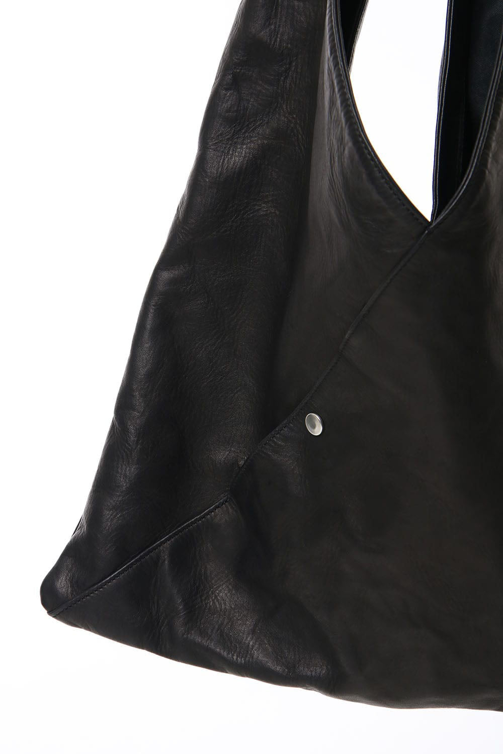 TRIANGLE LEATHER SHOULDER