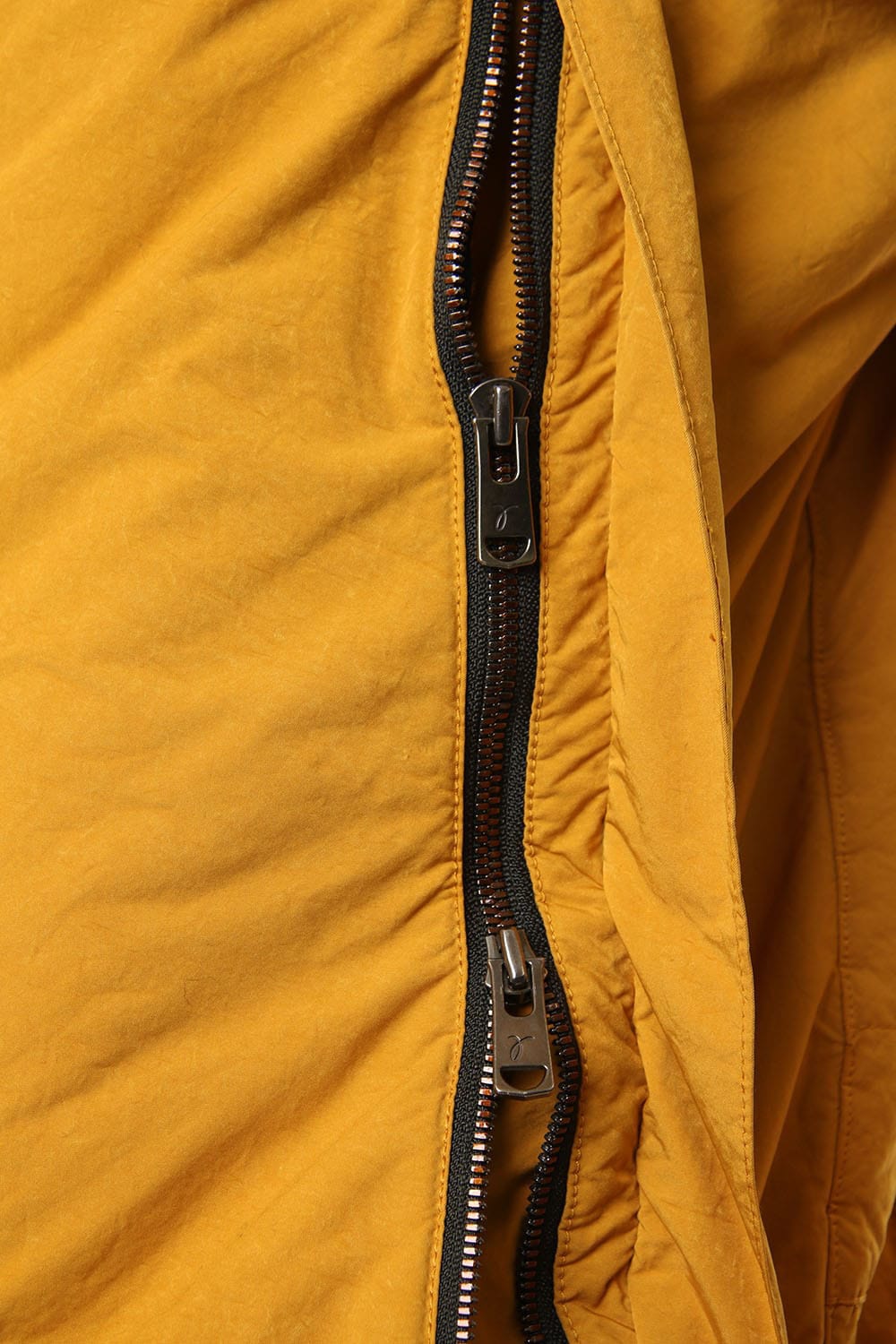 NEW MOUNTAIN PARKA Mustard