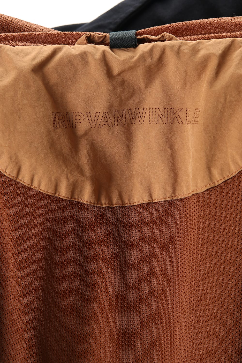 MOUNTAIN PARKA Camel