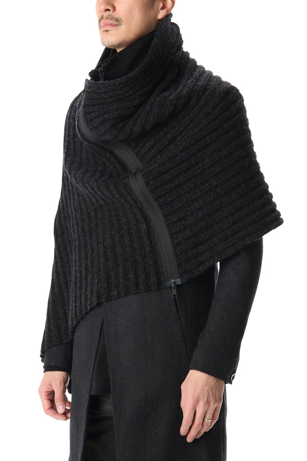 PONCHO T.Black