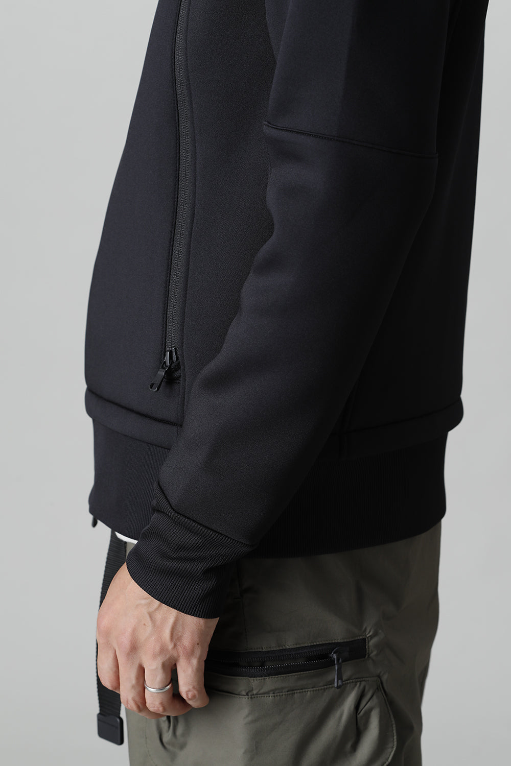 ライダース フーディー