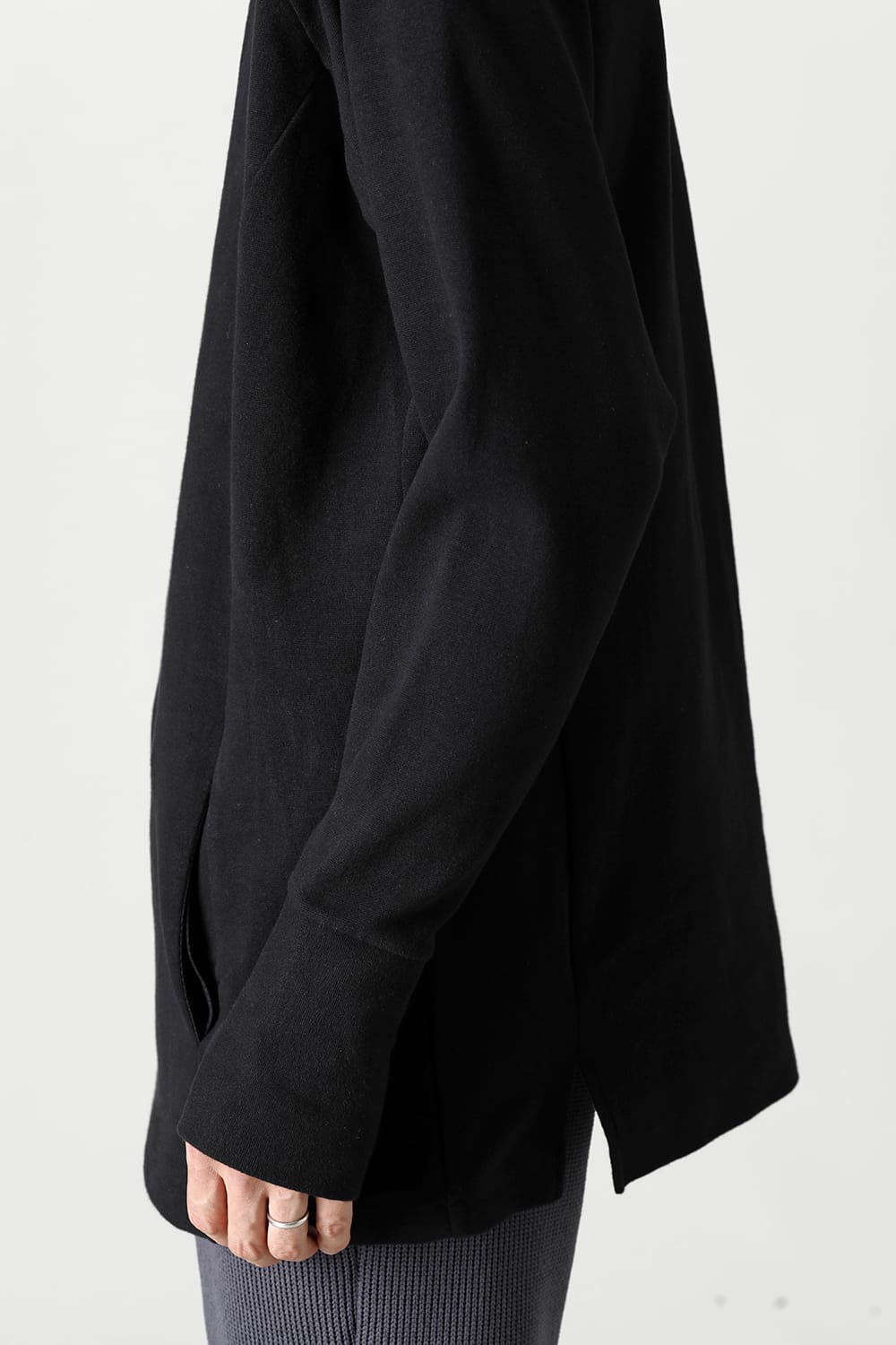 Raglan L/S Deep Black