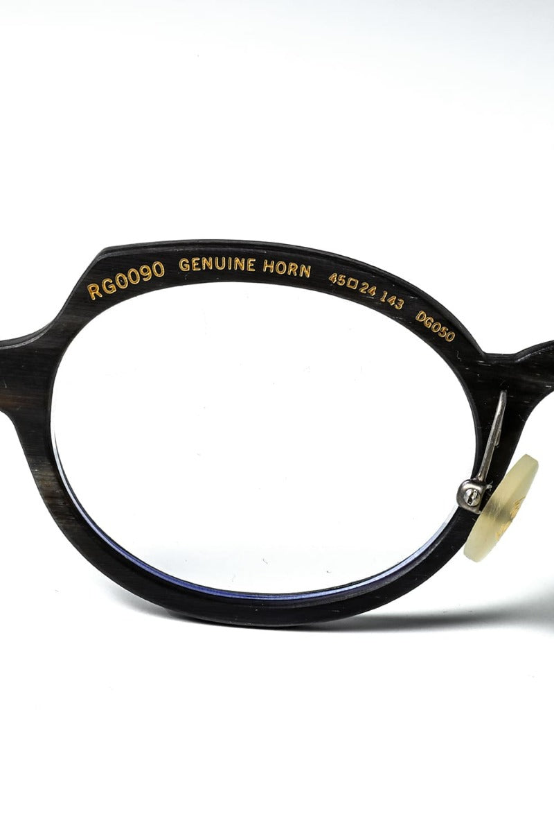 RG0090 / ブラック & ホワイト