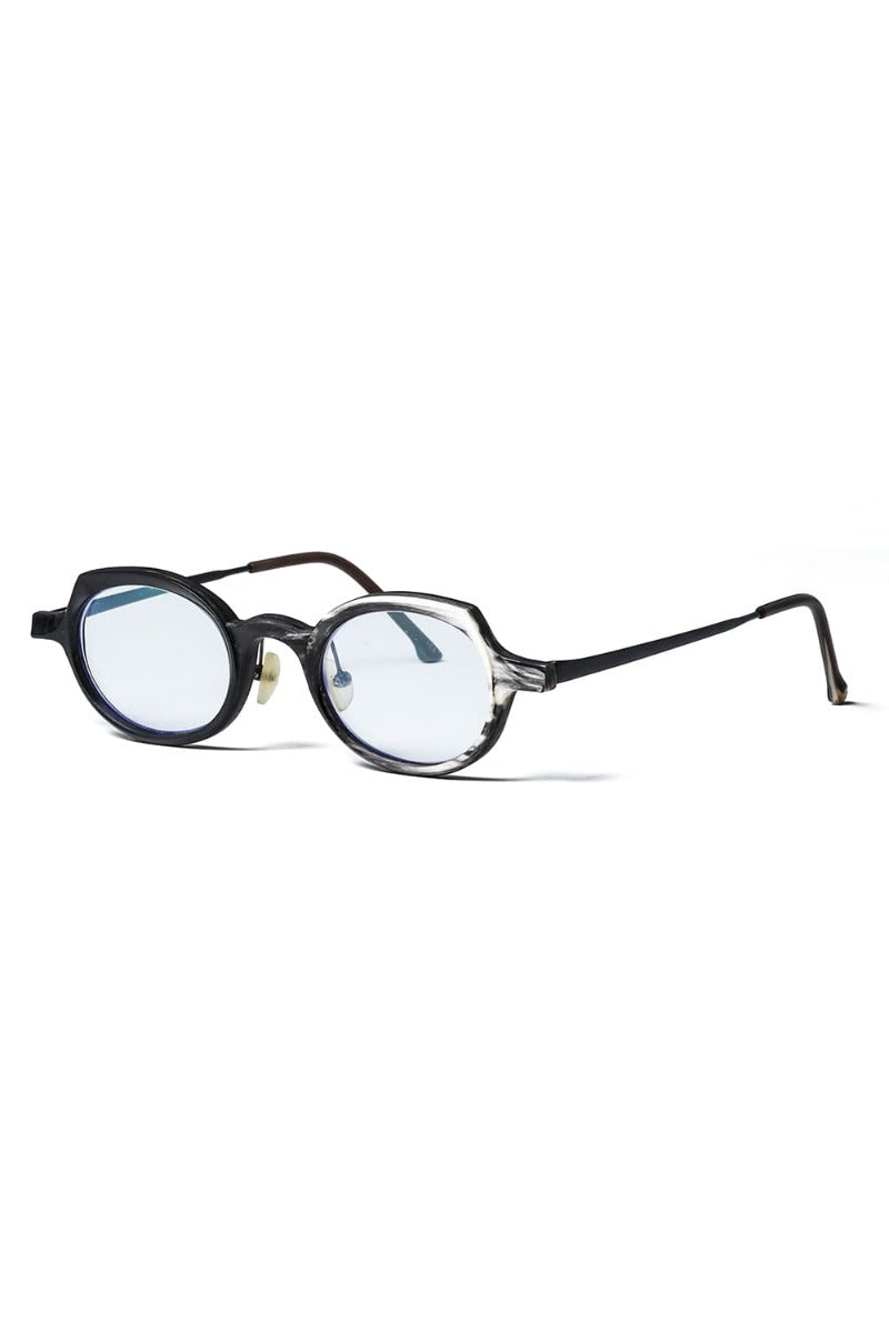 RG0090 / ブラック & ホワイト