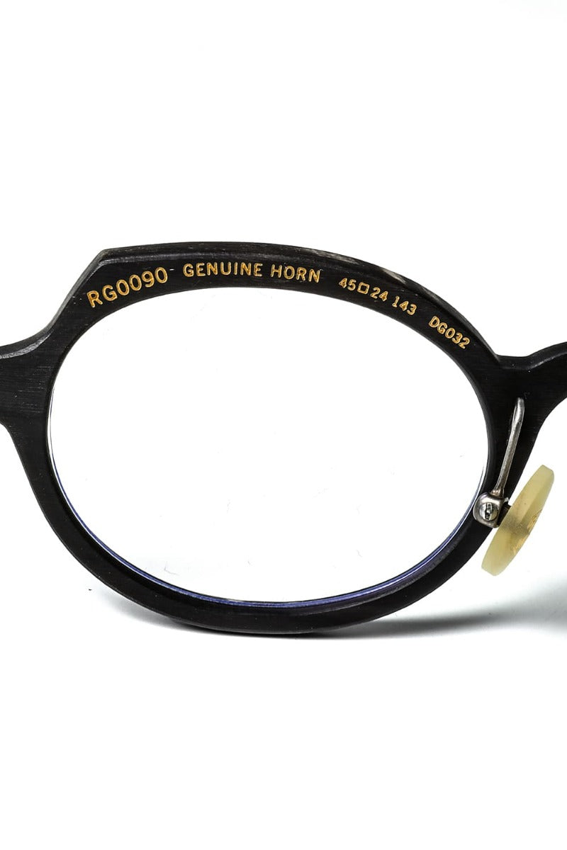 RG0090 / ユニーク ブラック & ホワイト