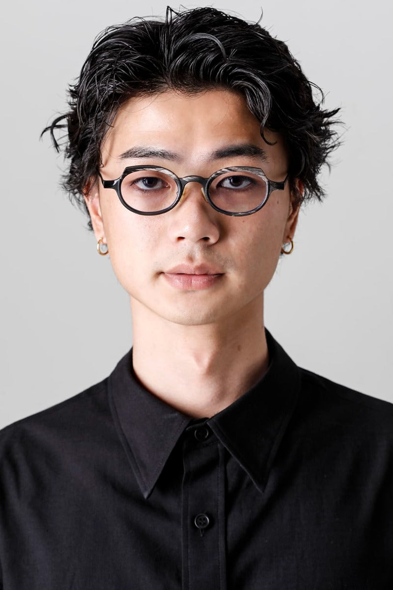 RG0090 / ユニーク ブラック & ホワイト