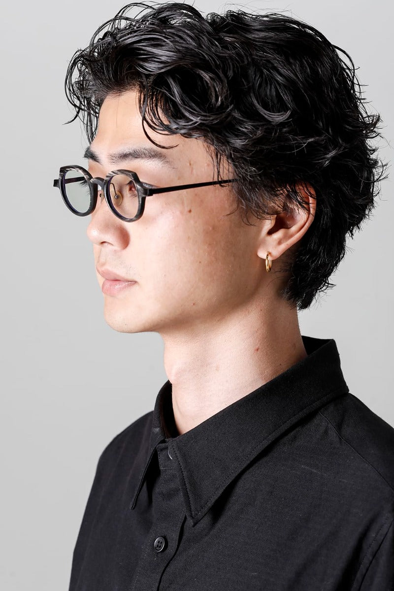 RG0090 / ユニーク ブラック & ホワイト