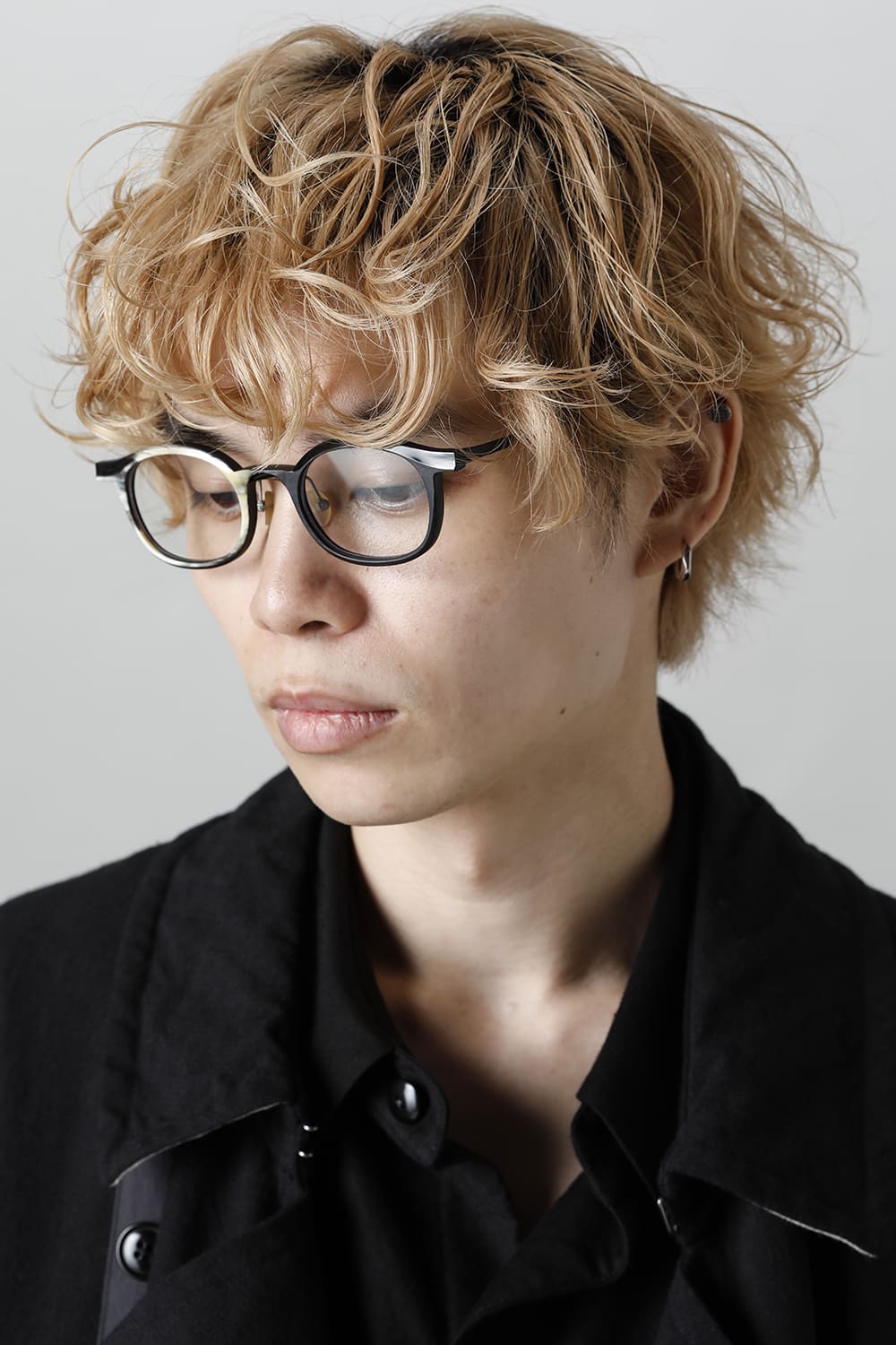 RG0093 Genuine Horn Black&White Clear Lens