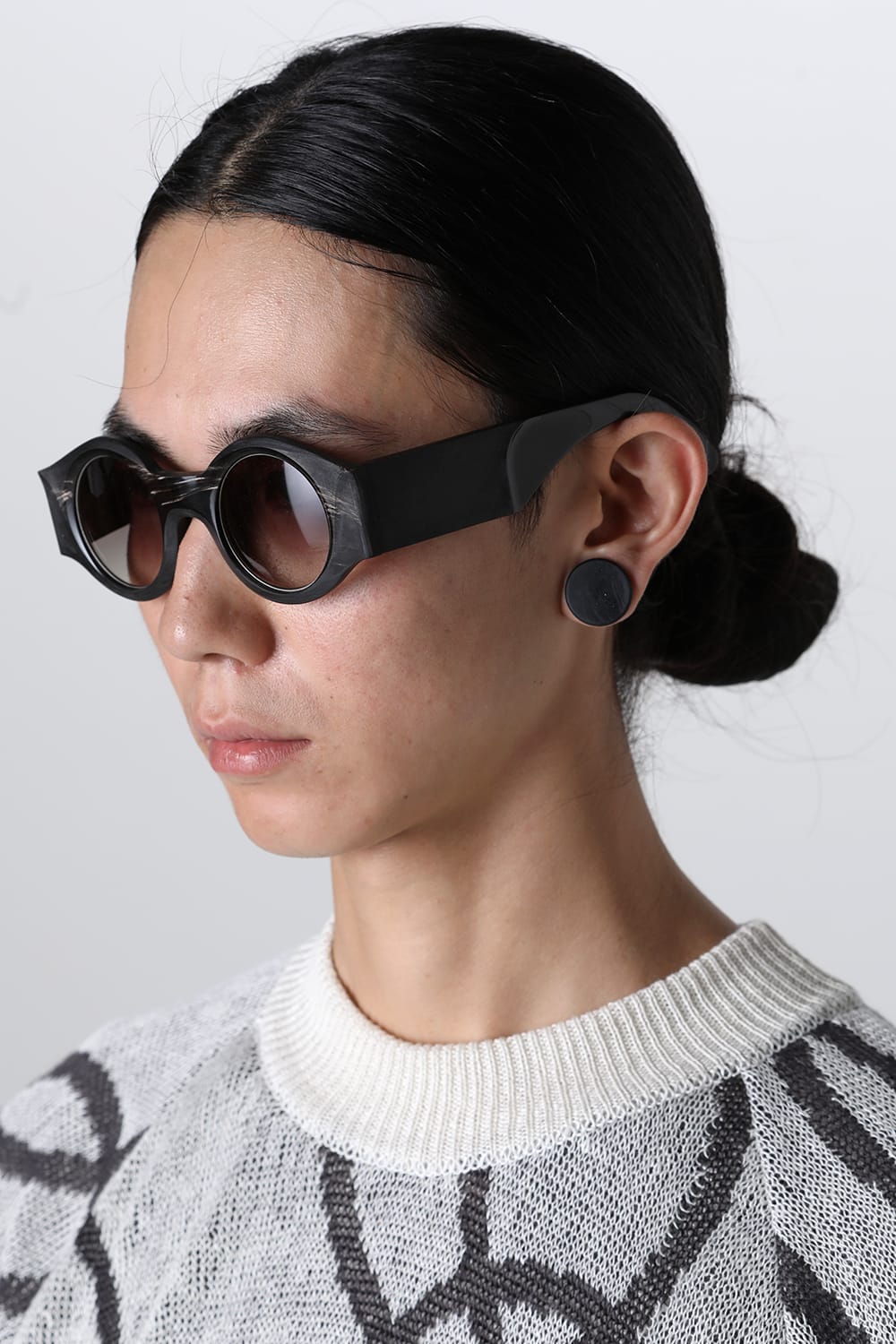 RG00UW16 / Uni Black & White × Dark Grey