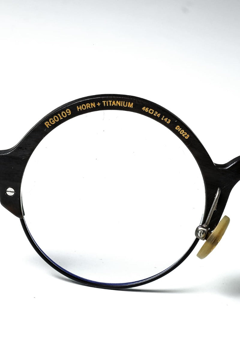 RG0109 Genuine Horn Uni Black&White Clear Lens