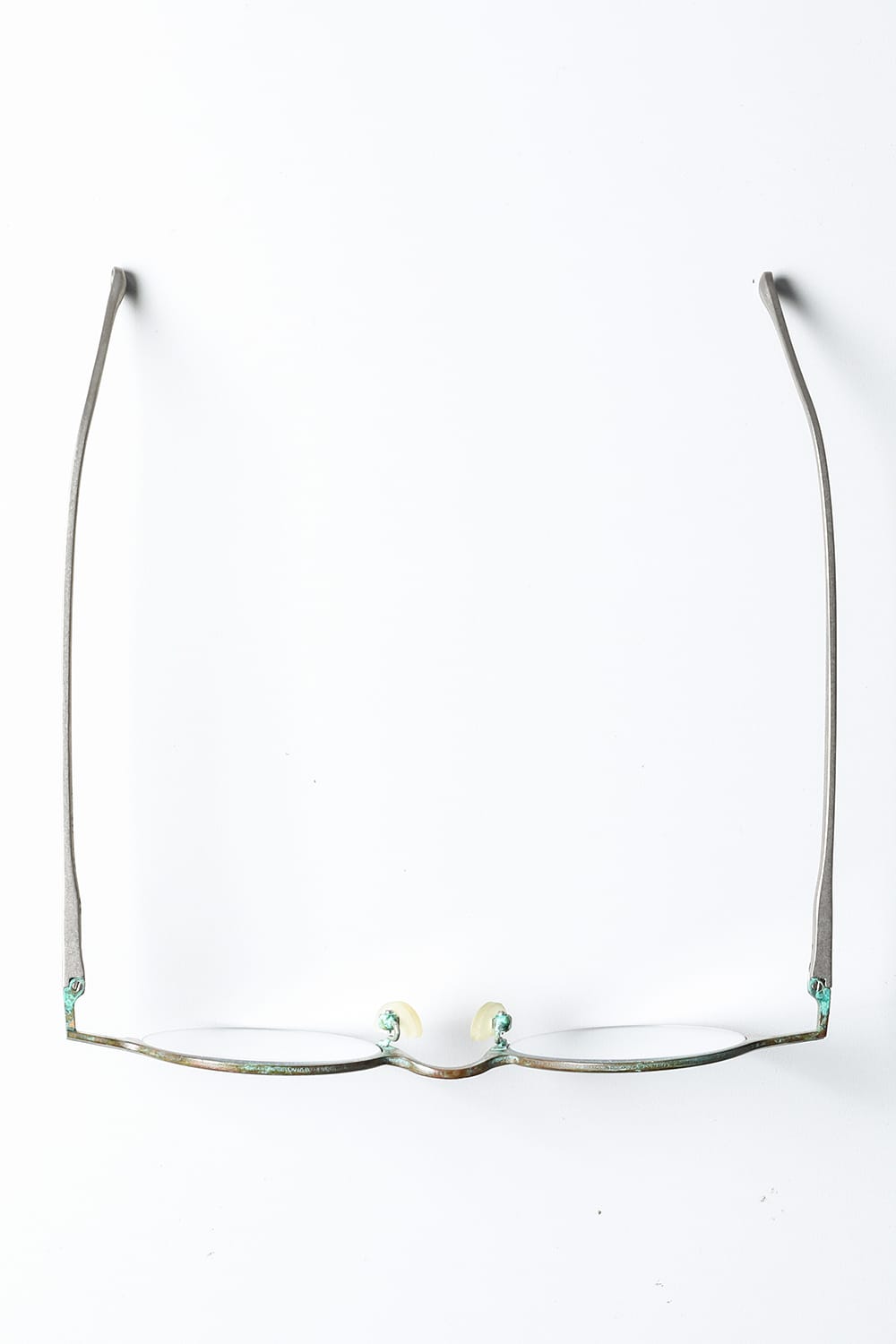 RG0131CU VINTAGE JADE / CLEAR - HAND HAMMERED