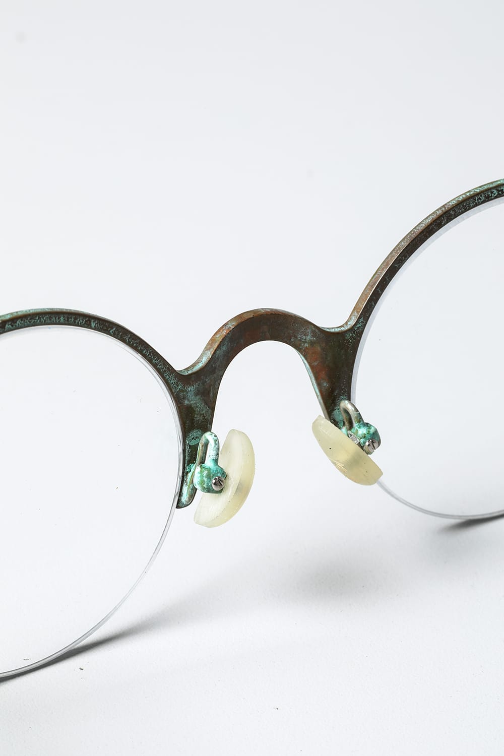 RG0131CU VINTAGE JADE / CLEAR - HAND HAMMERED