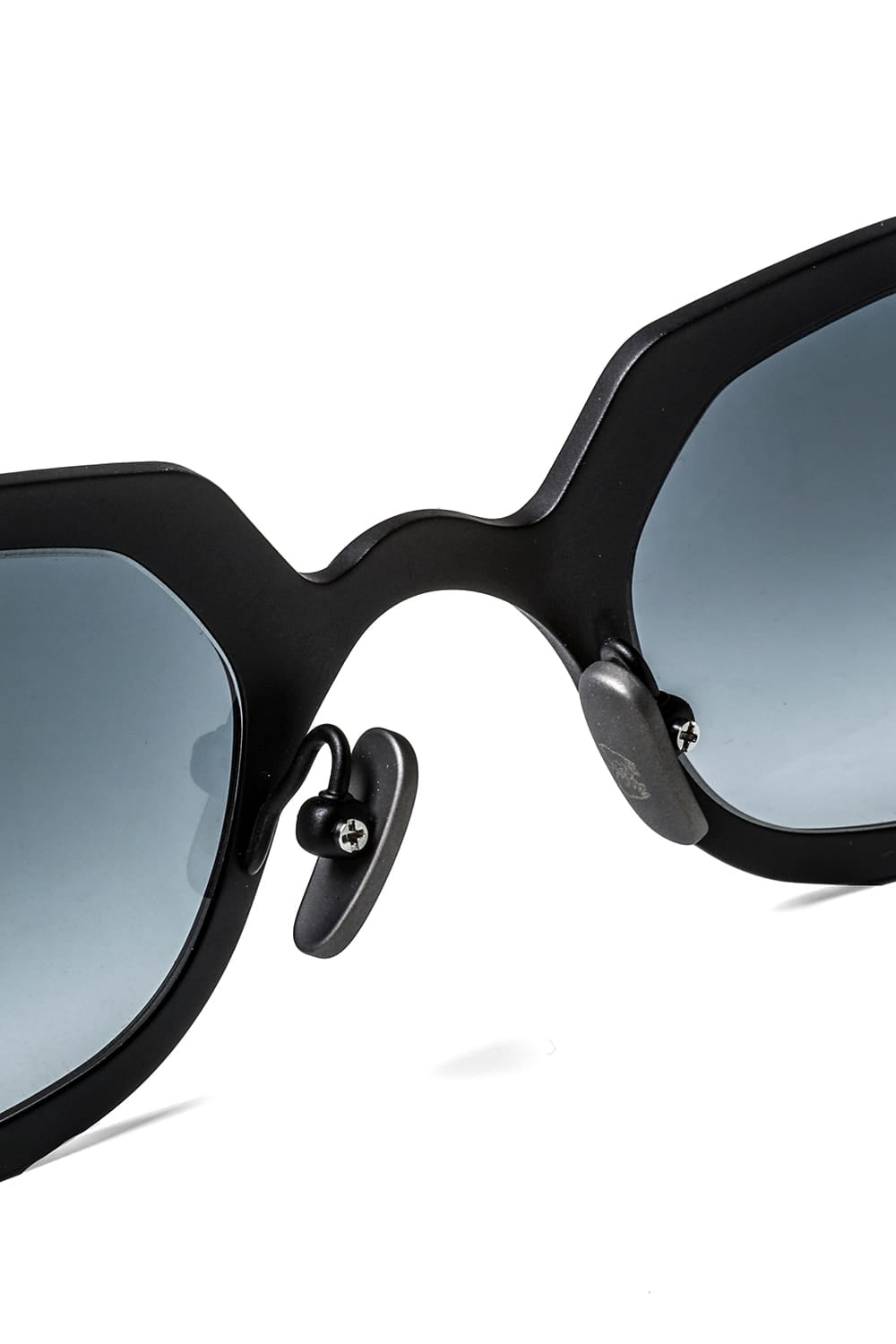 RG1002TI / Black × Grey Gradient