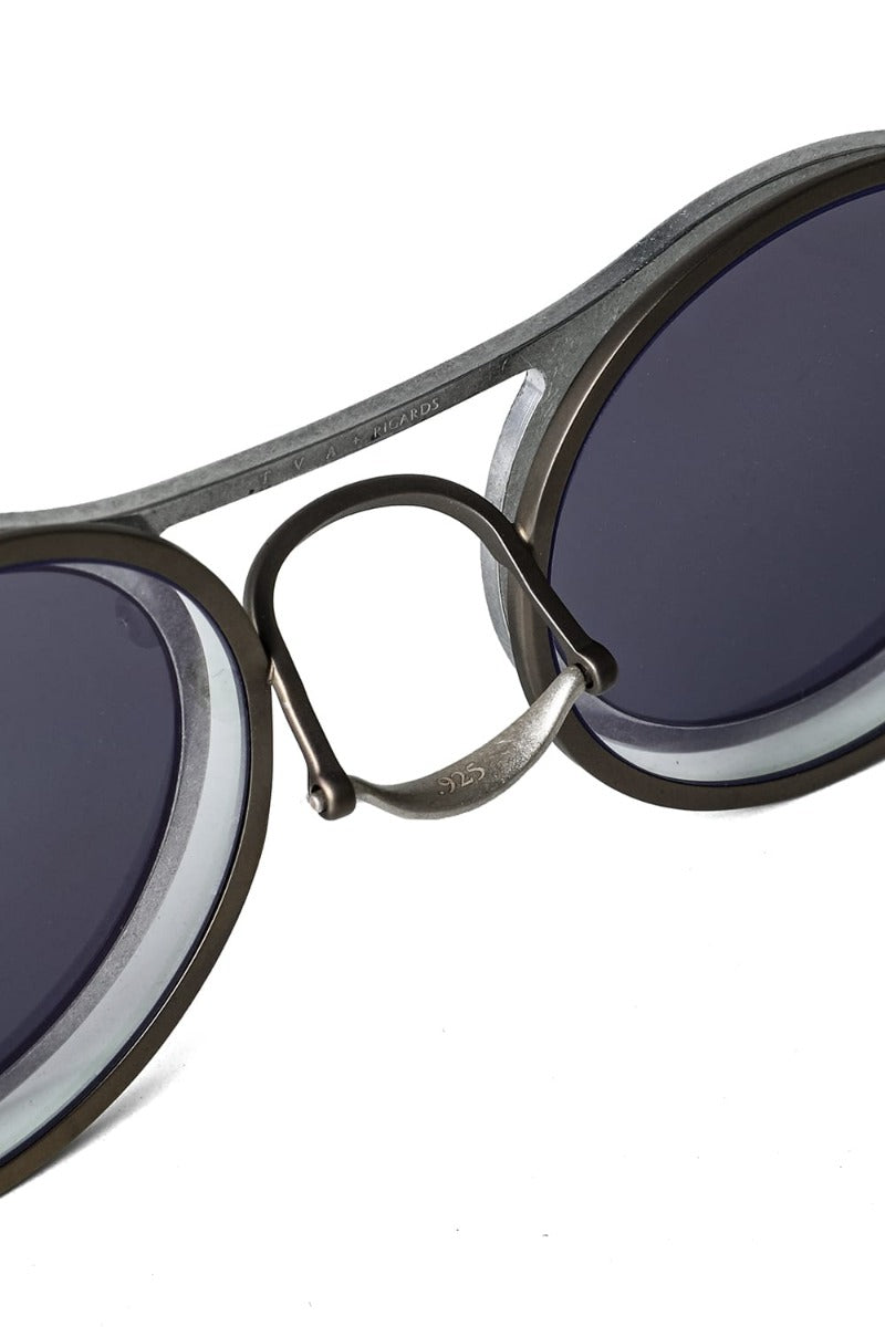 リガーズ コラボレーション サングラス RG2001TVA ペールゴールド / シルバー / D.グレー