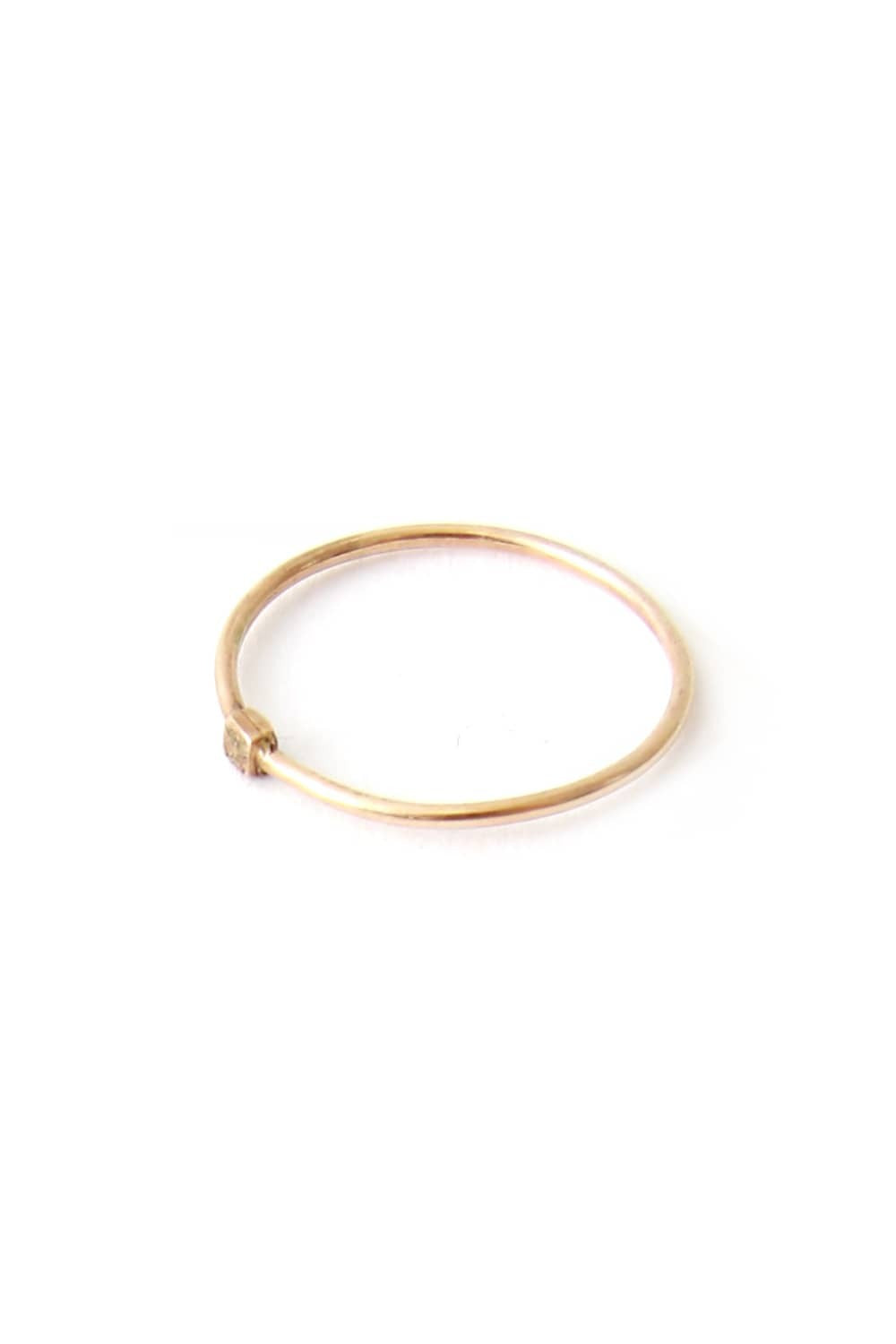 Ring 030 cube (Stone) - iolom