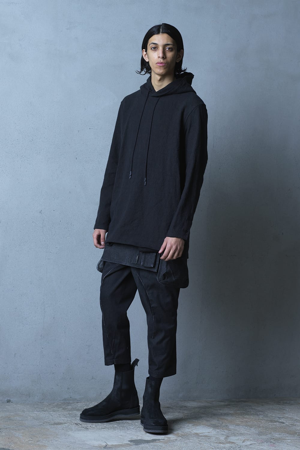 Solid Hoodie Graphite Black