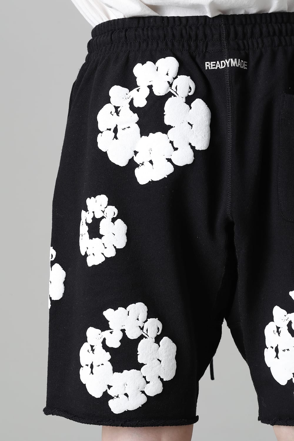 READYMADE × DENIM TEARS COTTON WREATH Sweat shorts Black - RE-DT-BK-00-00-17
