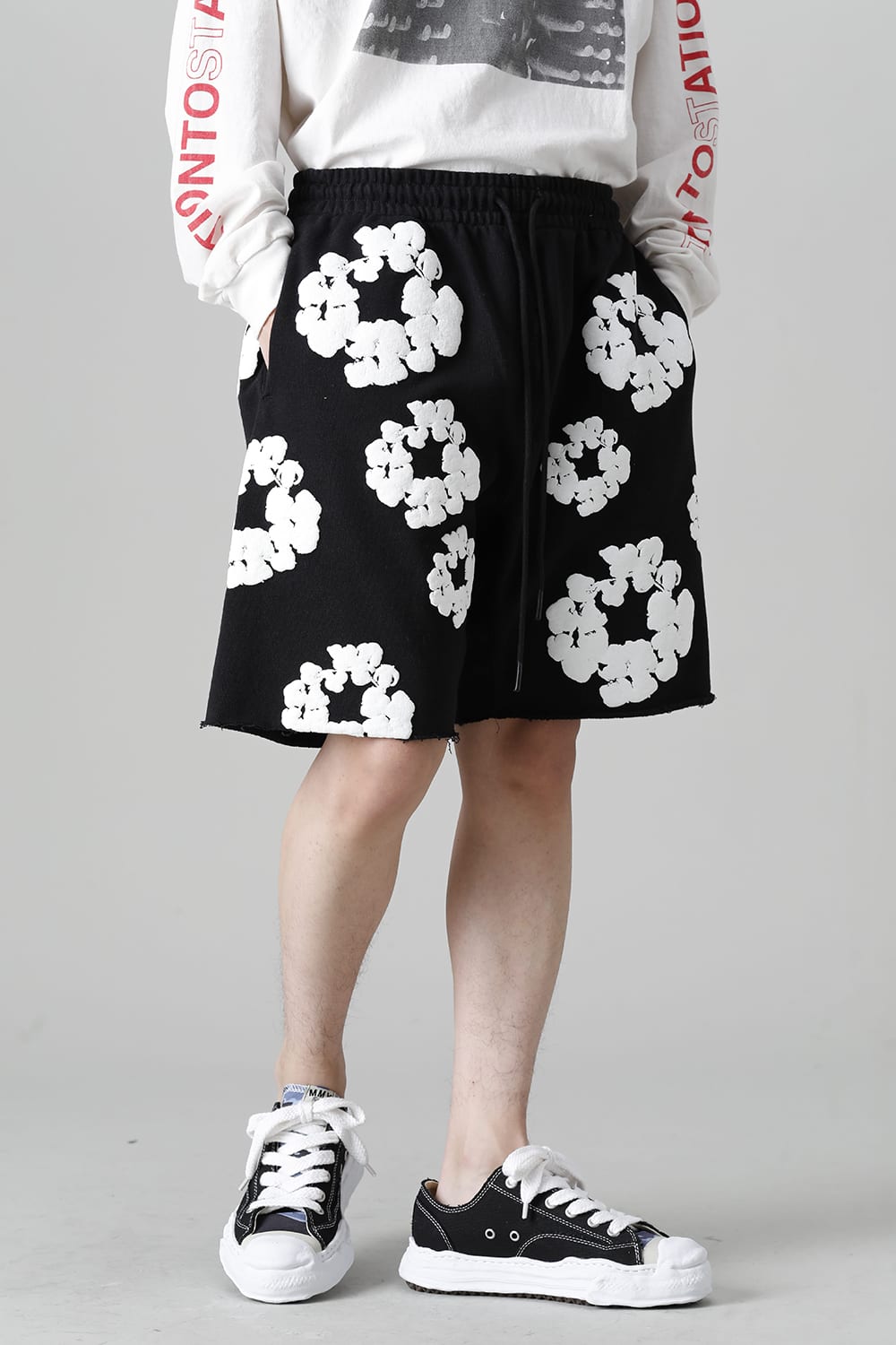 READYMADE × DENIM TEARS COTTON WREATH Sweat shorts Black - RE-DT-BK-00-00-17