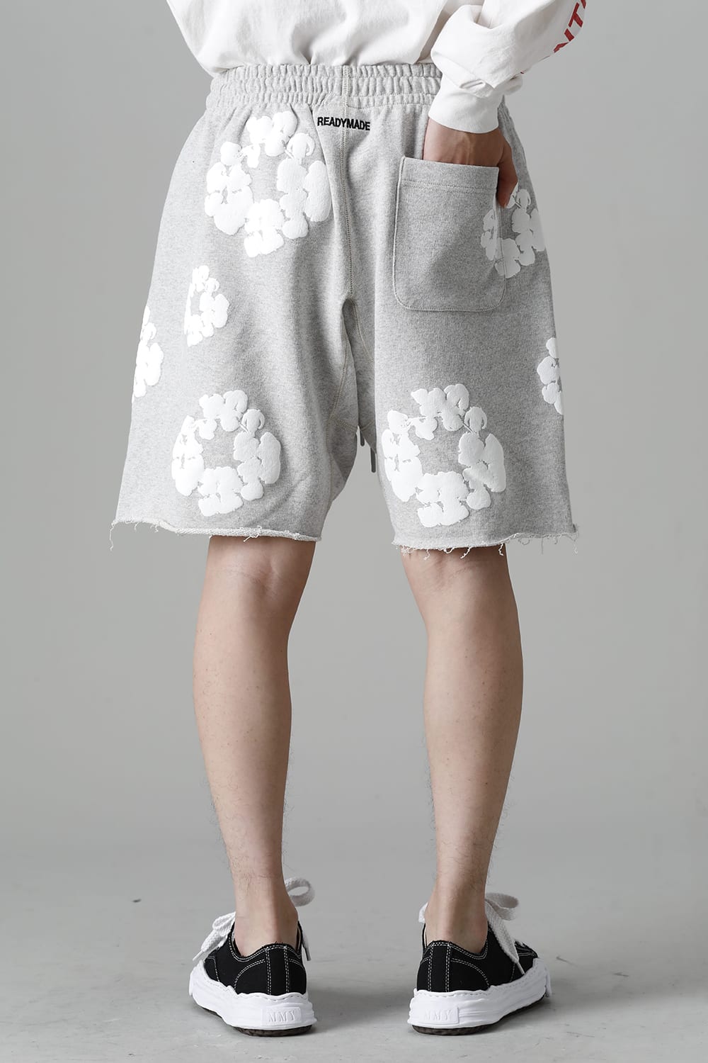 READYMADE × DENIM TEARS COTTON WREATH Sweat shorts Gray - RE-DT-GY-00-00-17