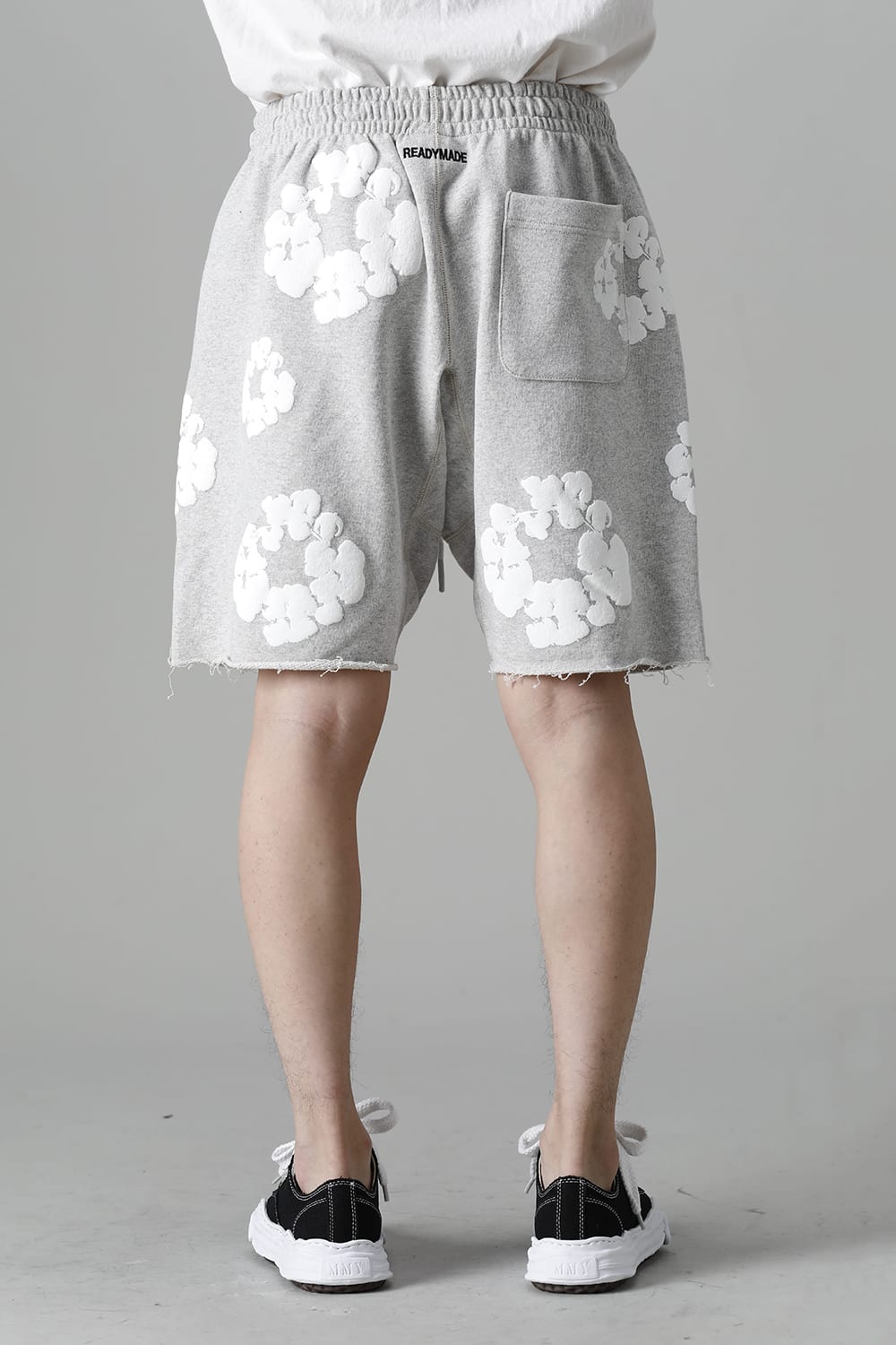 READYMADE × DENIM TEARS COTTON WREATH Sweat shorts Gray - RE-DT-GY-00-00-17