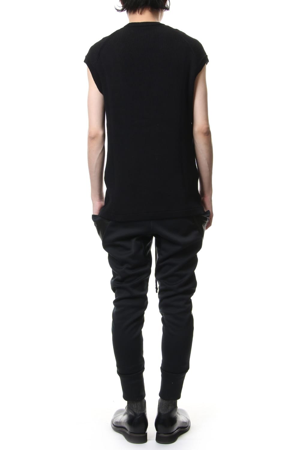 DROP VEST Black