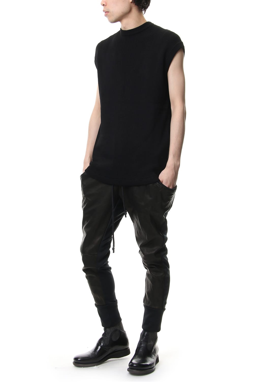 DROP VEST Black