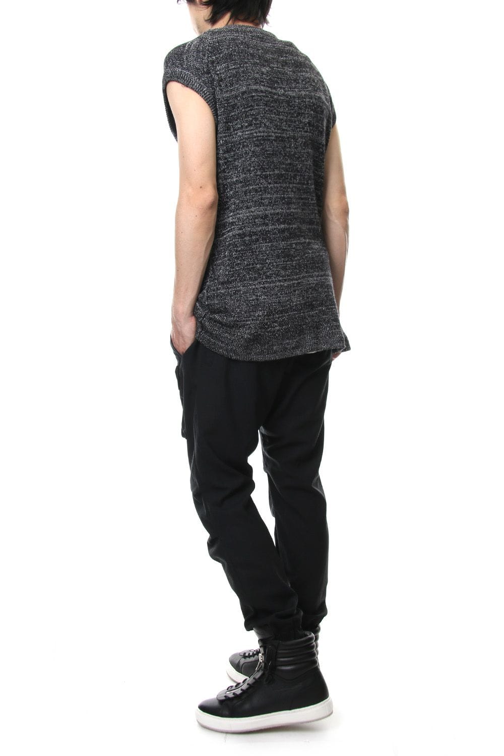 DROP VEST T.Black