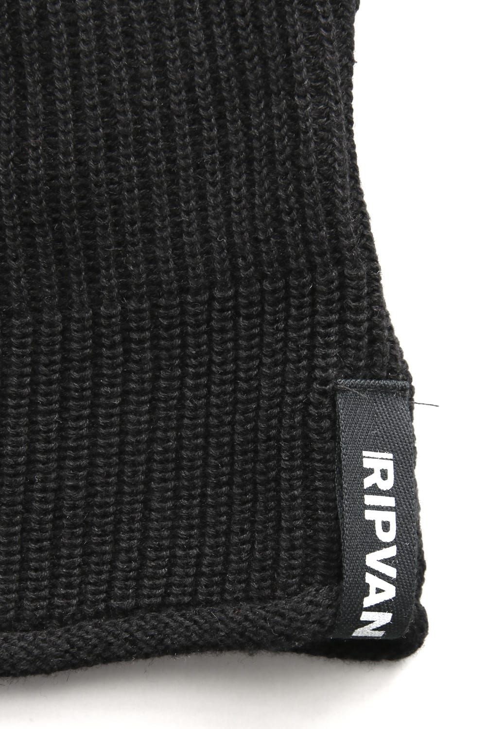 BEANIE Black