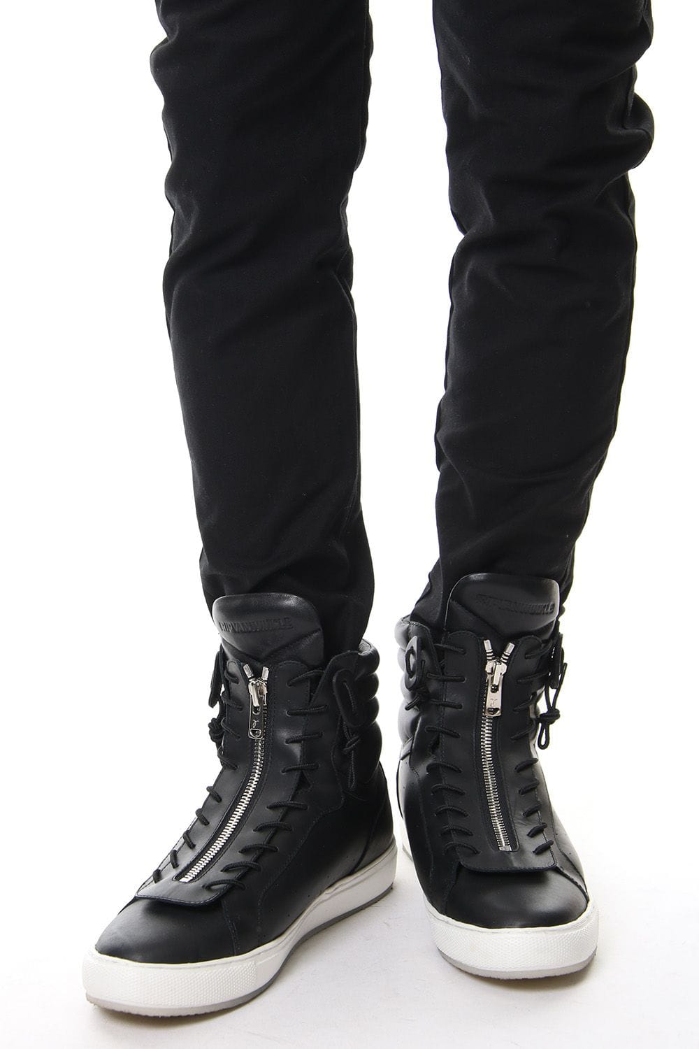 FRONT ZIP HIGH  SNEAKER Black