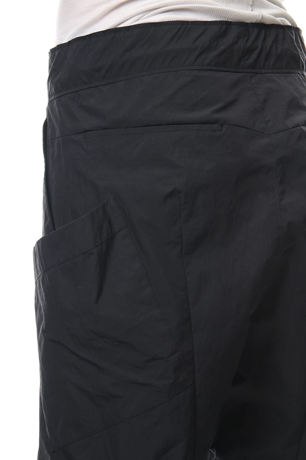 CROPPED CARGO PANTS Black