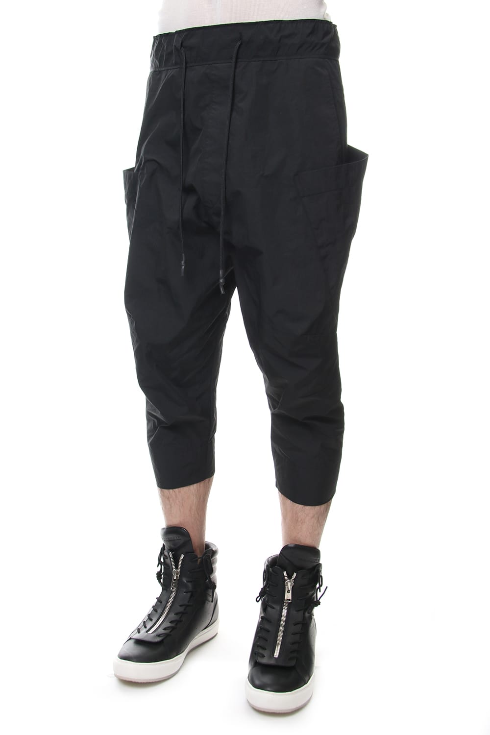 CROPPED CARGO PANTS Black