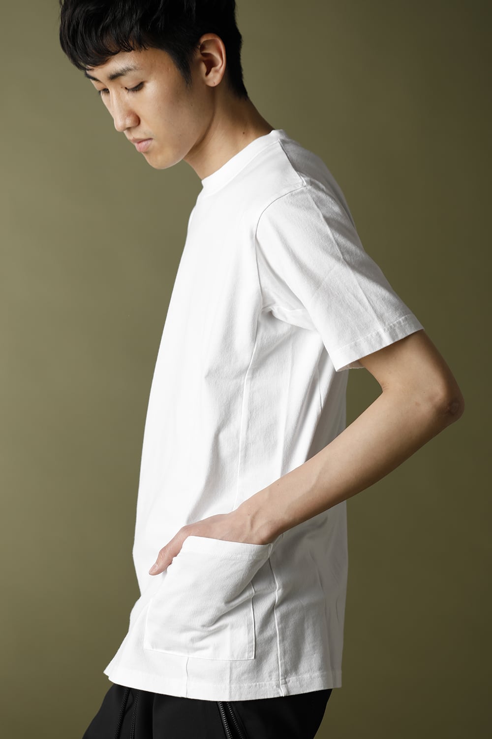 Side Pocket-T White