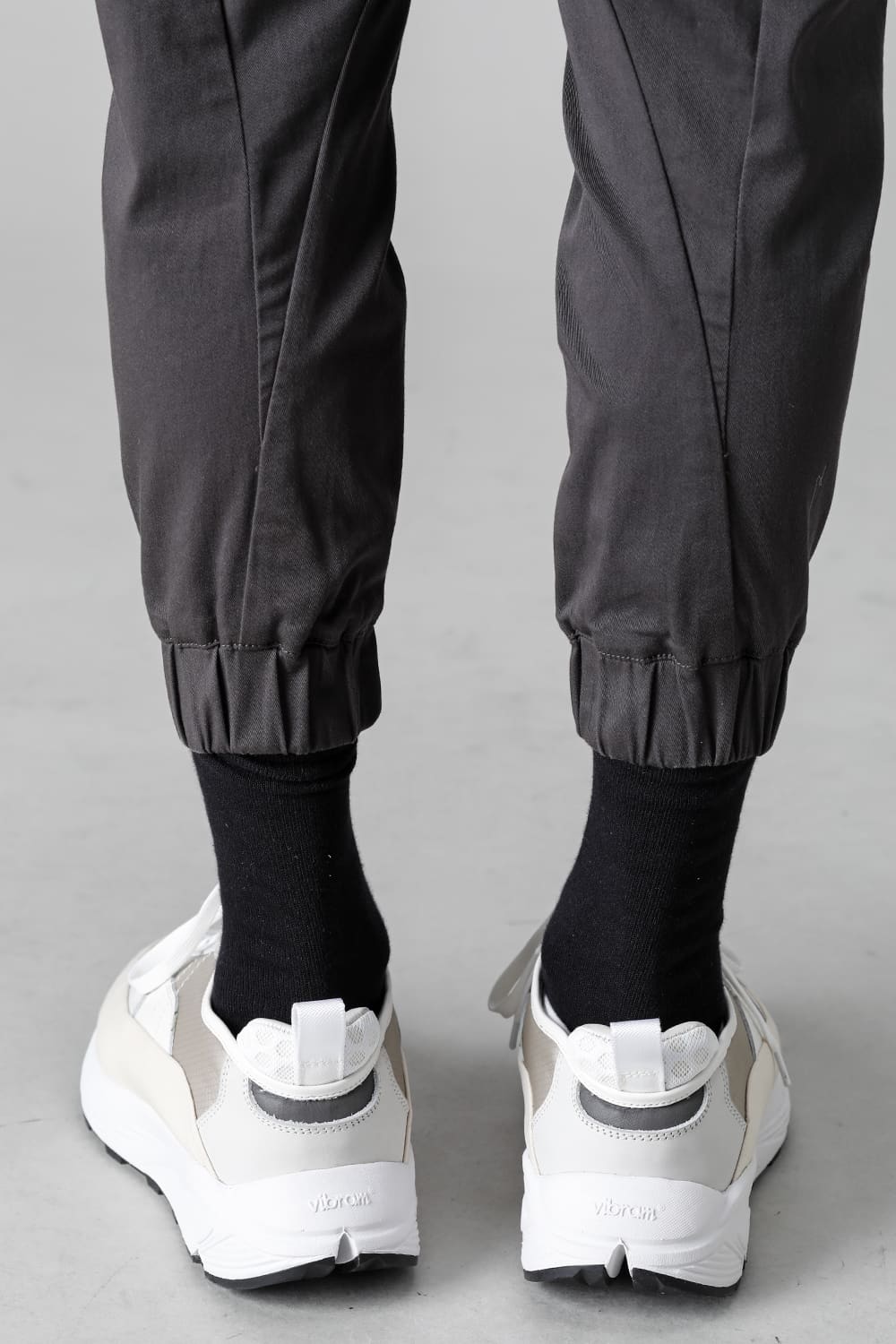 Revolution Solid Graphite Gray