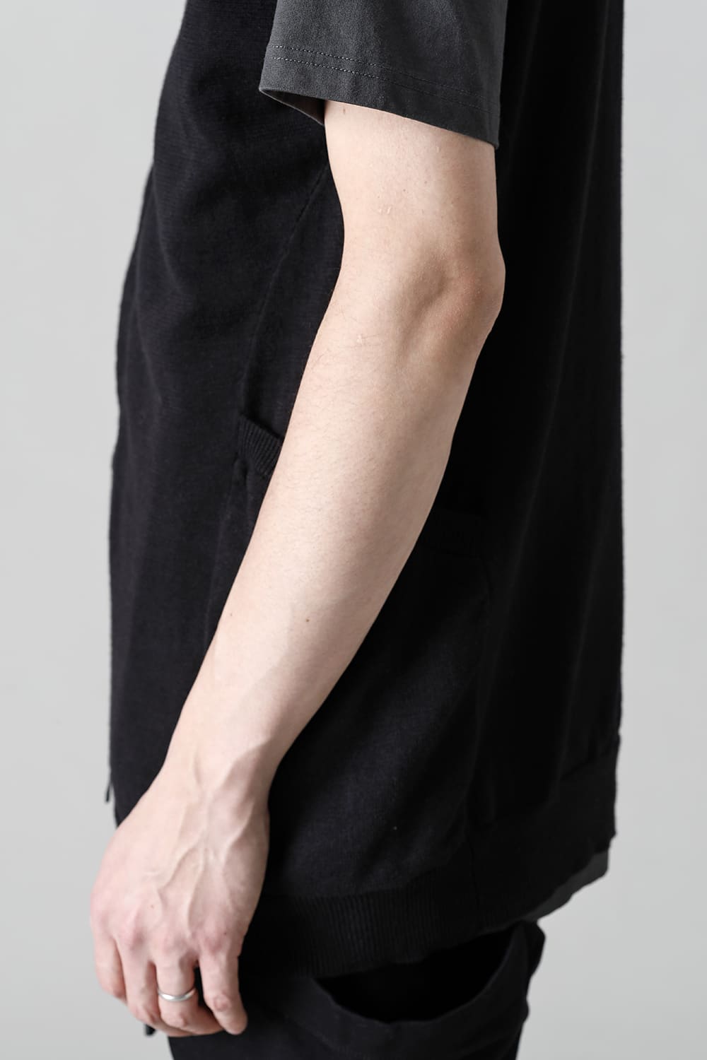 Knit Jersey Vest Black